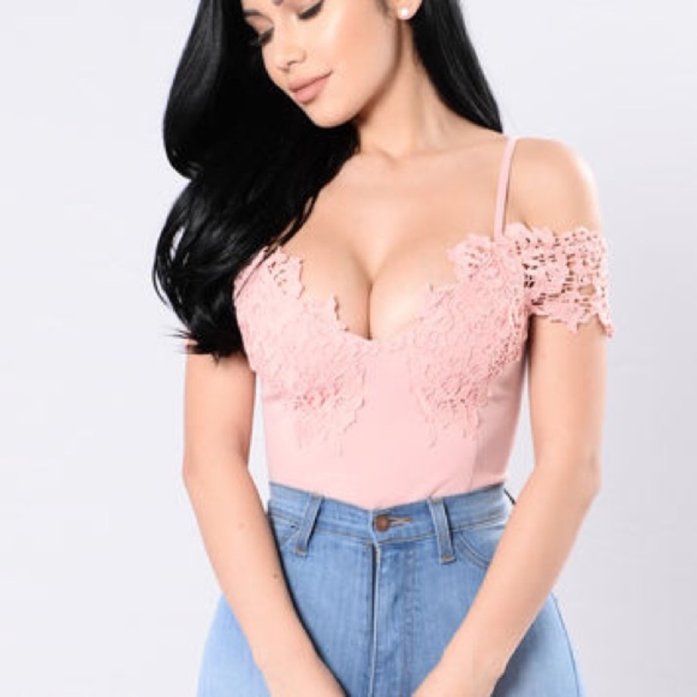 Mauve off the shoulder bodysuit